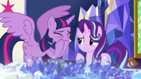 Twilight Sparkle giggling excitedly S7E25