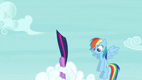 Twilight flying away S4E21