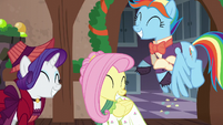 Merry, Flutterholly, and Snowdash having fun S6E8