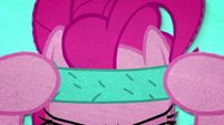 Pinkie Pie puts on a sweatband BFHHS2