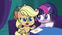 Applejack "hang on, y'all" PLS1E11b.png (806 KB)
