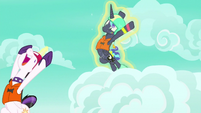 Celestia drags Luna skydiving again S9E13