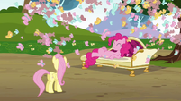 Fluttershy 'Feeling better, Pinkie' S3E3