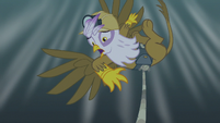 Gilda frightened S5E8