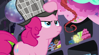 Pinkie Pie puts on her detective hat S7E23