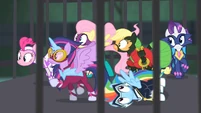 Fluttershy's pose has changed from when she was captured.