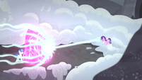 Starlight blasts Twilight's magic shield S5E2