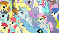 Pegasi fly up from the crowd S4E24