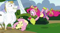 Pinkie shouting at Fluttershy using a megaphone S4E10