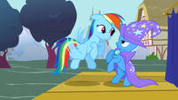 Rainbow Dash confronting Trixie S1E6