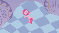 Pinkie Pie leaping into the bath S1E09