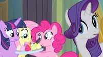 Cupcake anypony?