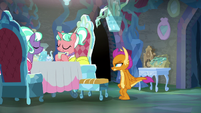 Smolder back at the tea party again S8E22