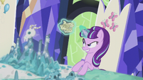 Starlight Glimmer crumples the scroll S5E25