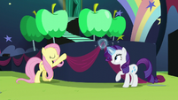 Fluttershy and Rarity putting up decorations S5E24