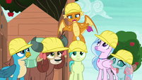 Smolder -this isn't awkward at all- S8E9