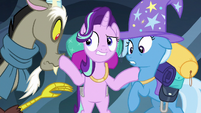 Starlight Glimmer gets between Discord and Trixie S6E25