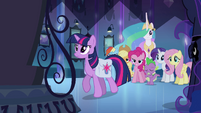 Twilight about to go through the mirror EG.png (1.33 MB)