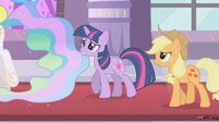 Applejack and Twilight following Celestia S2E01