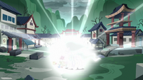 Mistmane glows blindingly bright S7E16