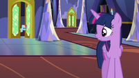 Rainbow Dash Changeling beckoning Twilight S6E25