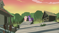 Twilight and Fluttershy in the abandoned village S7E20