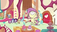 Giant Fluttershy excitedly waving flags PLS1E7a.png (1.19 MB)