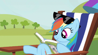 Rainbow Dash reading same book S3E3