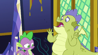 Sludge trying to cheer Spike up S8E24