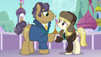 Manehattan and Whinnyapolis delegates shaking hooves S5E10