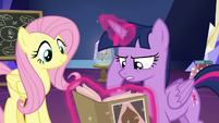 Twilight trying to find info on the flower S9E22