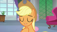 Applejack "taught me a thing or two" S8E9