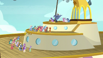 Cruise ponies gather for the grand prize raffle S7E22