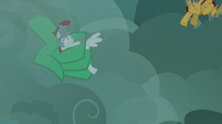 Green dragon pulls white Legion cadet into the fog S7E16