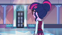 Twilight reaches Principal Cinch's office EG3