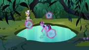 Twilight training bubbles S3E5