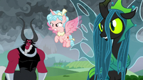 Villains see ponies charging at them S9E25