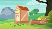 Apple shed and construction materials S8E9