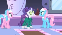 Rarity wrapped in seaweed...what's the deal with that?!