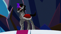 Sombra ready to finish off the Mane Six S9E2