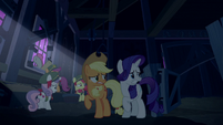 AJ, Rarity, and CMC scared of the zombies S6E15