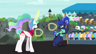 Celestia having fun; Luna not having fun S9E13