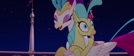 Novo laughs as Skystar looks mortified MLPTM