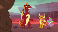 Smolder gets between Garble and Spike S9E9