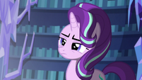 Starlight looking at the flash of light S6E21