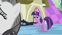 Twilight 'You're not going in' S2E02