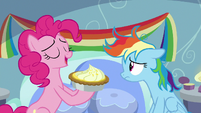 Pinkie "gifts are the second most important part" S7E23