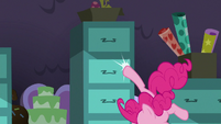 Pinkie Pie kicks cabinet drawer closed S9E26