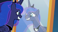 Princess Luna smiling into a dream mirror S7E10