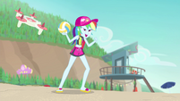 Rainbow Dash ready to play volleyball EGFF